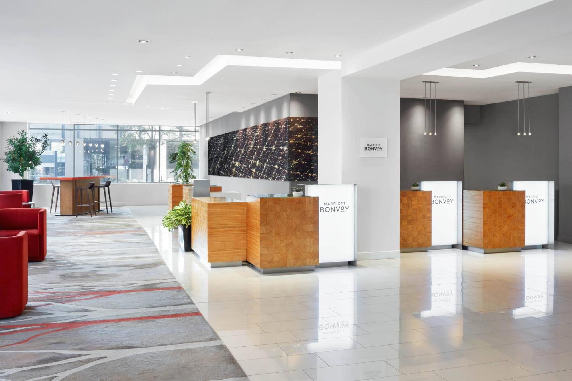 Delta Hotels By Marriott Ottawa City Centre Exterior photo